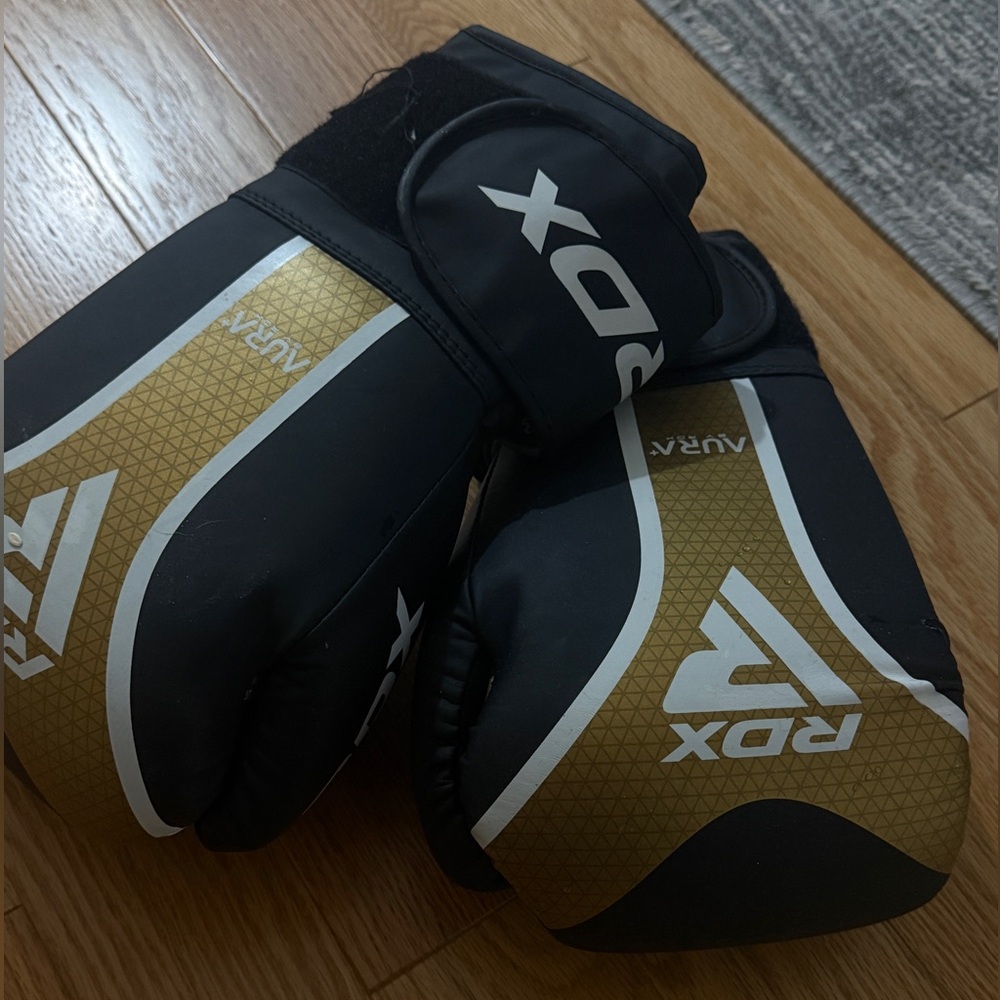 RDX 14 Oz. Boxing Gloves Black and Gold